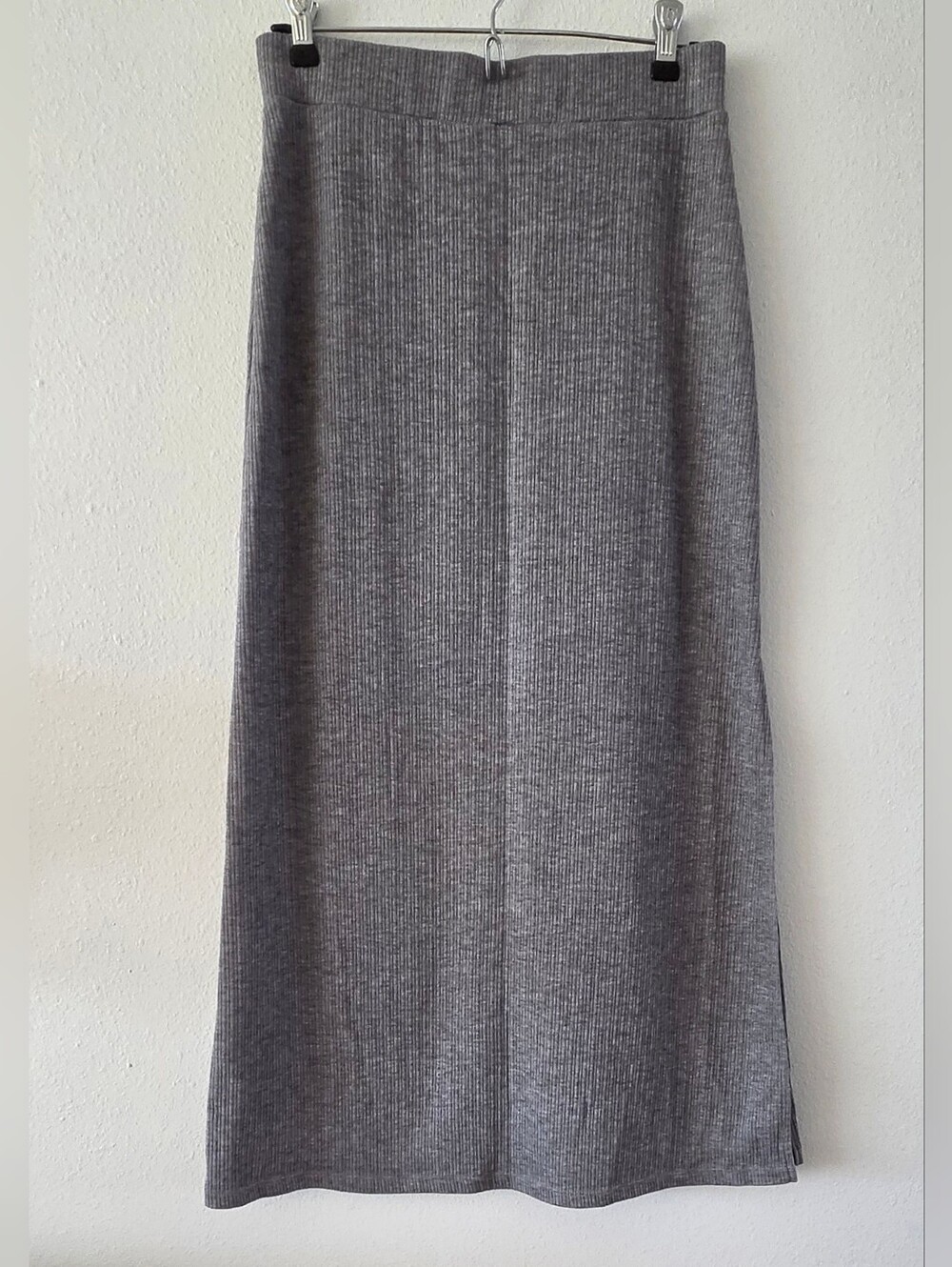 HALARA Gray Ribbed Maxi Skirt with Side Slit - Picture 10 of 12